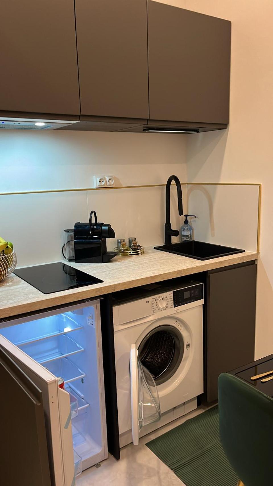 Appartamento Centre Sur Avenue Jean Medecin A 8 Minutes De Marche Nizza