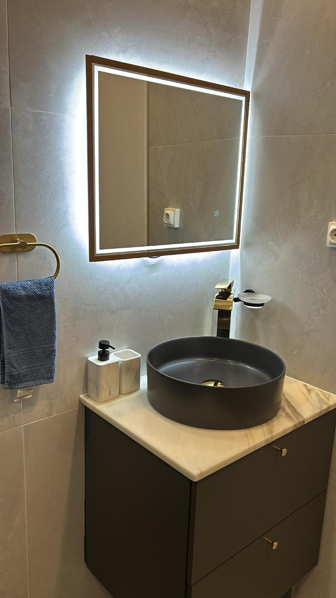 Appartamento Centre Sur Avenue Jean Medecin A 8 Minutes De Marche *